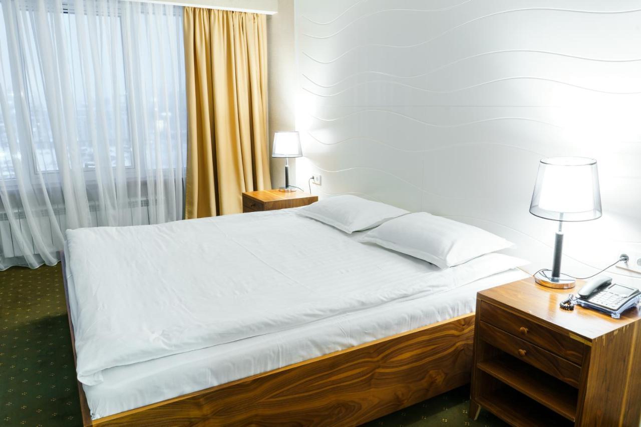 The Square Hotel Astana Exterior photo